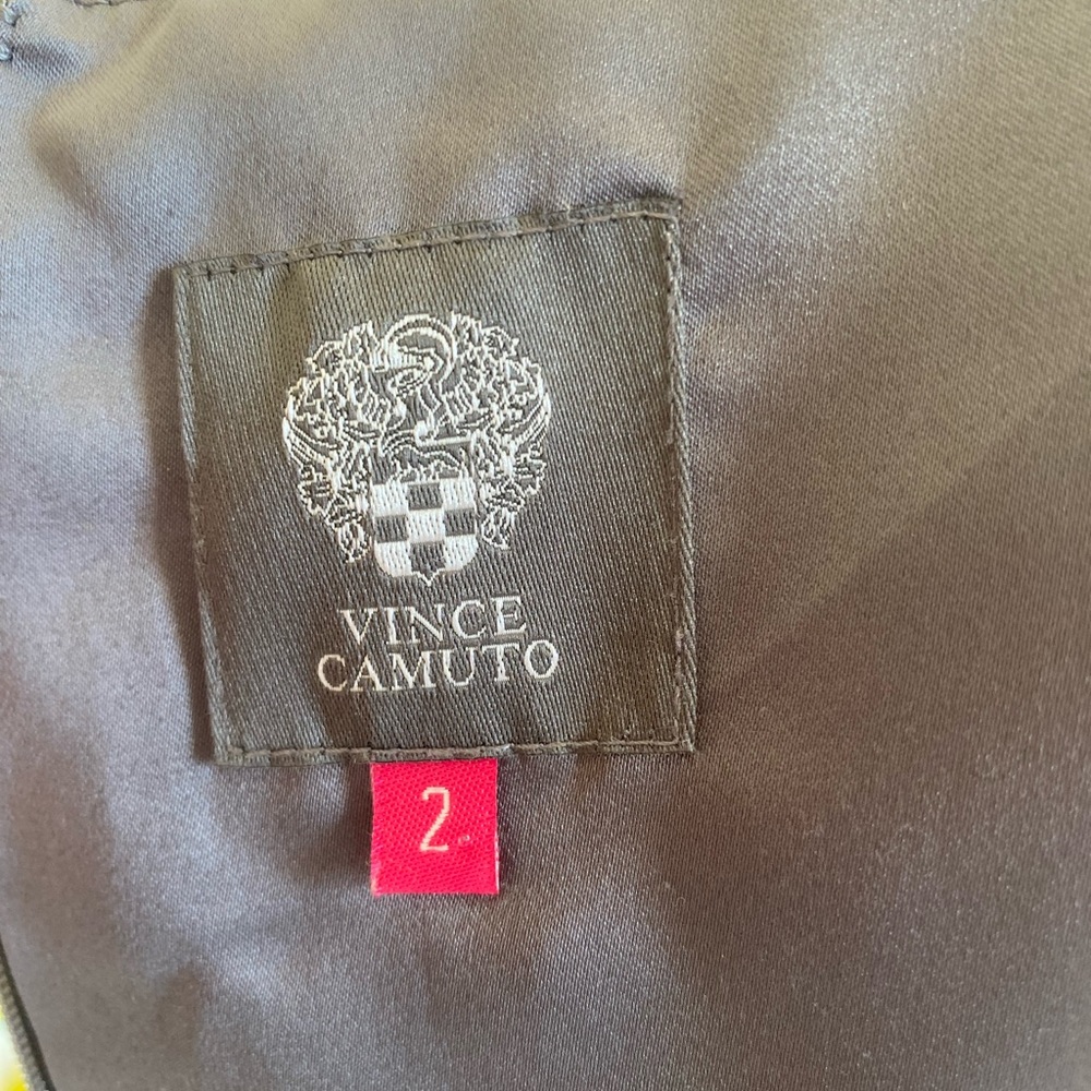 VINCE CAMUTO DRESS - Picture 5 of 8